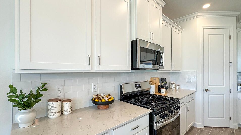 На продажу: $543,594 (4 спален, 3 ванн, 2676 Квадратных фут)