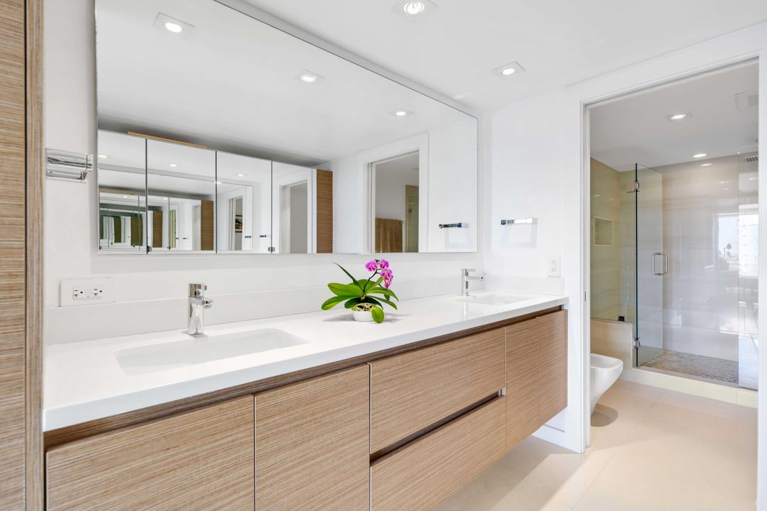 待售: $1,190,000 (2 贝兹, 2 浴室, 1540 平方英尺)