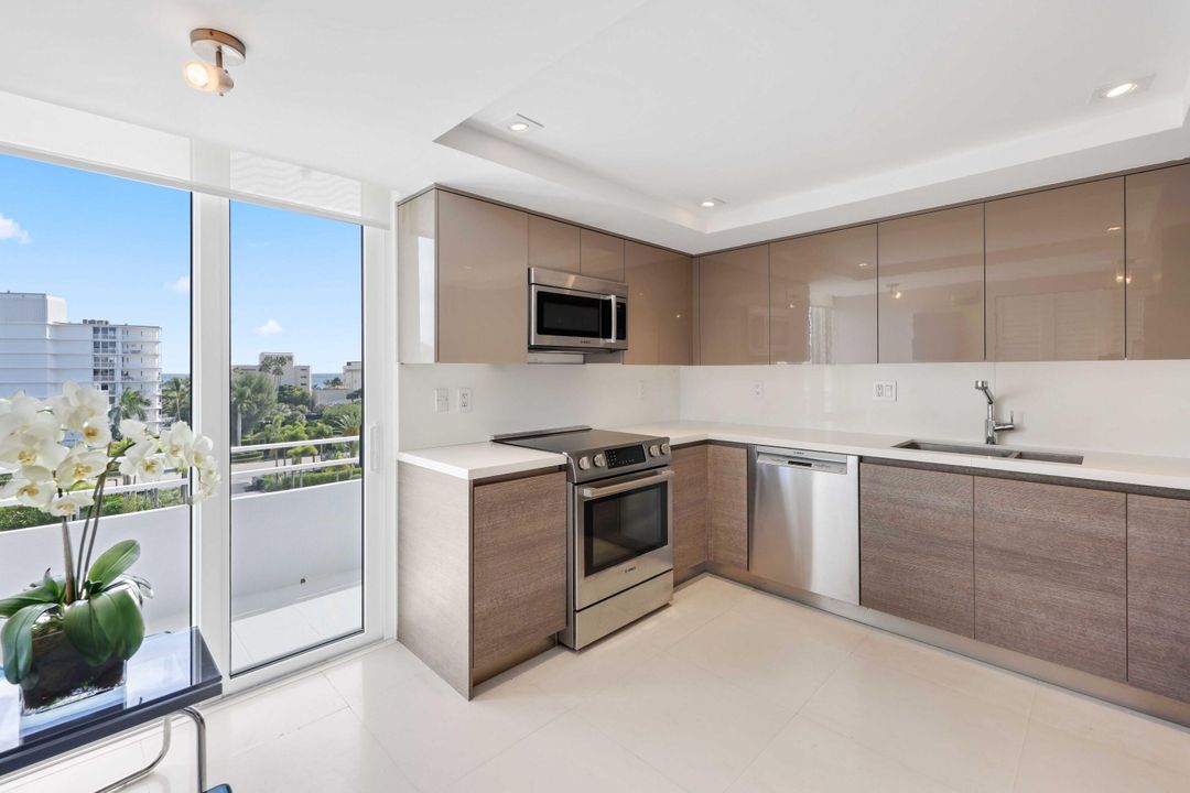 待售: $1,190,000 (2 贝兹, 2 浴室, 1540 平方英尺)