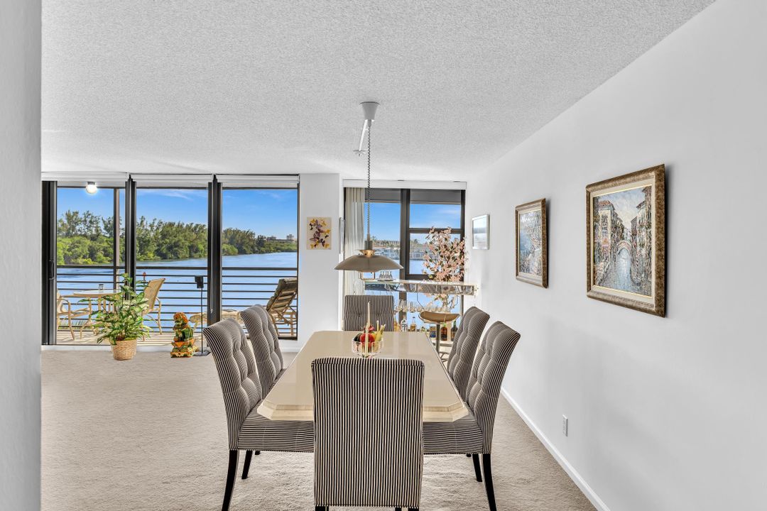 For Sale: $750,000 (2 beds, 2 baths, 1500 Square Feet)