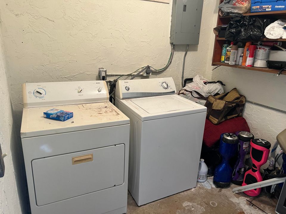 En Venta: $449,000 (4 camas, 2 baños, 1344 Pies cuadrados)