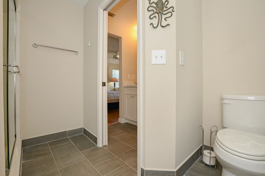 合同活跃: $325,000 (3 贝兹, 3 浴室, 1664 平方英尺)