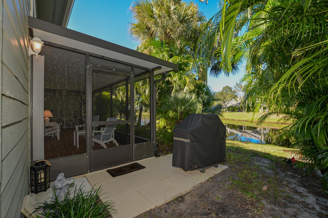 合同活跃: $325,000 (3 贝兹, 3 浴室, 1664 平方英尺)