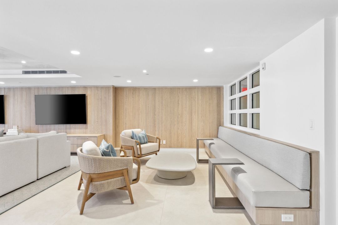 待售: $1,190,000 (2 贝兹, 2 浴室, 1540 平方英尺)