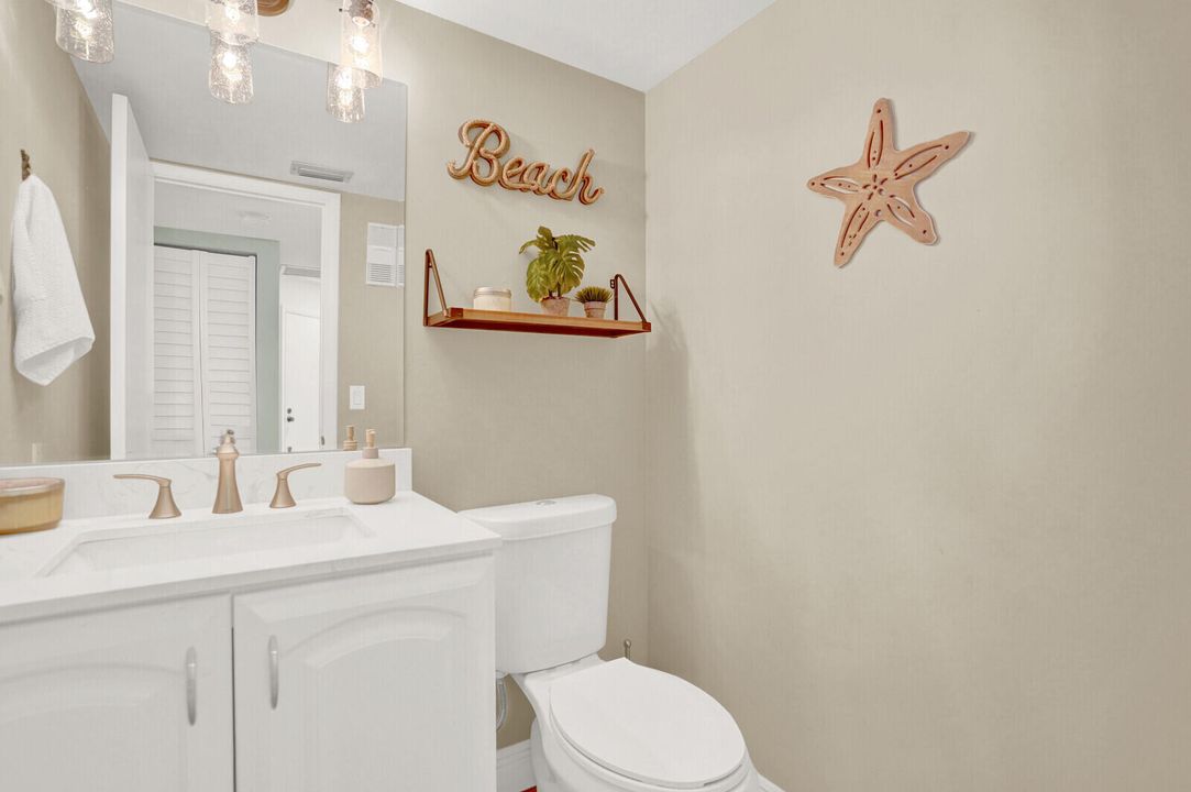 На продажу: $315,000 (1 спален, 1 ванн, 704 Квадратных фут)