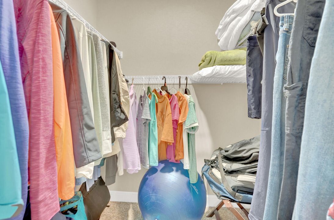 На продажу: $315,000 (1 спален, 1 ванн, 704 Квадратных фут)