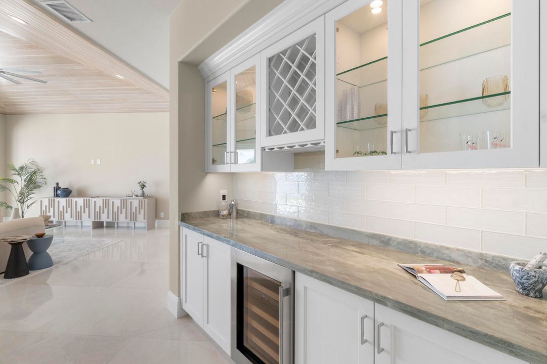 For Sale: $6,300,000 (5 beds, 5 baths, 5885 Square Feet)