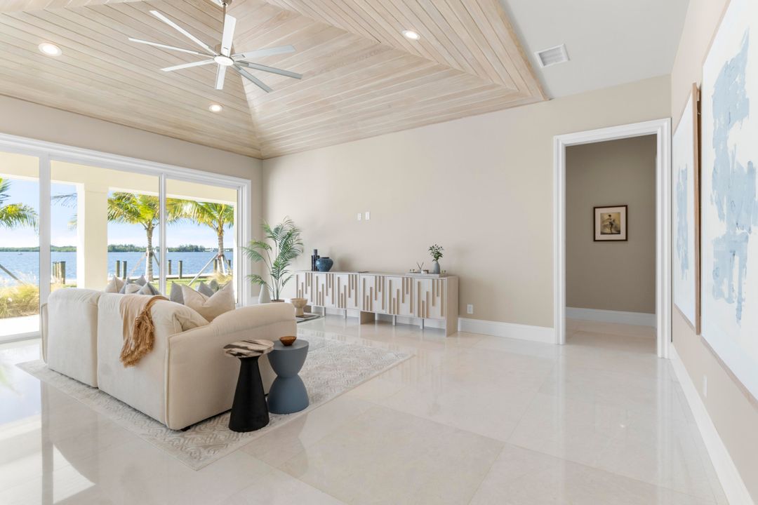 For Sale: $6,300,000 (5 beds, 5 baths, 5885 Square Feet)