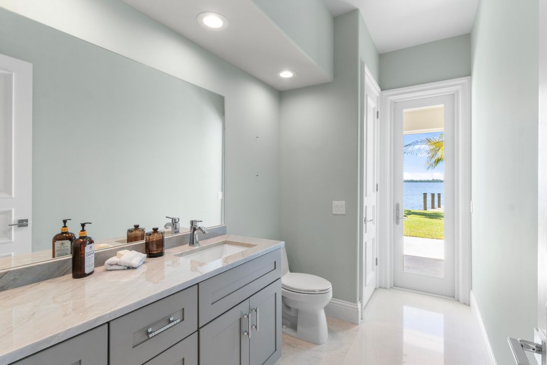 For Sale: $6,300,000 (5 beds, 5 baths, 5885 Square Feet)