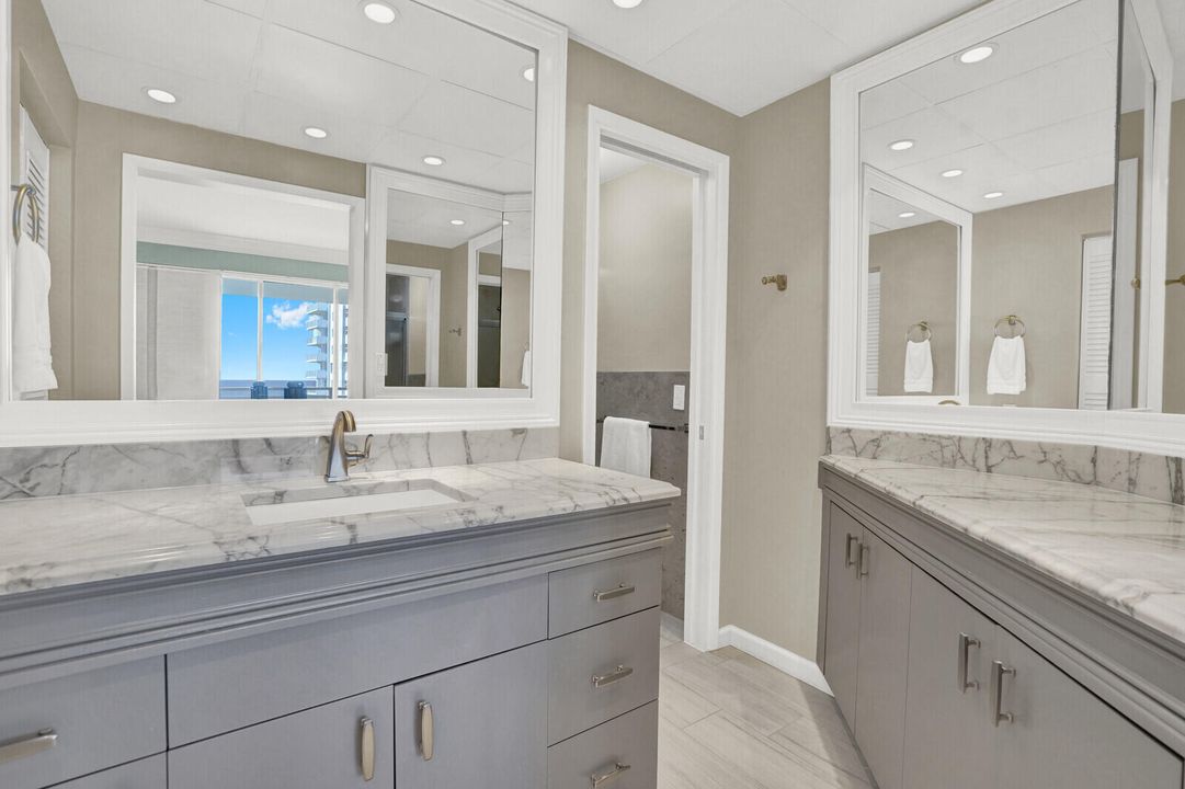 На продажу: $699,900 (2 спален, 2 ванн, 1209 Квадратных фут)