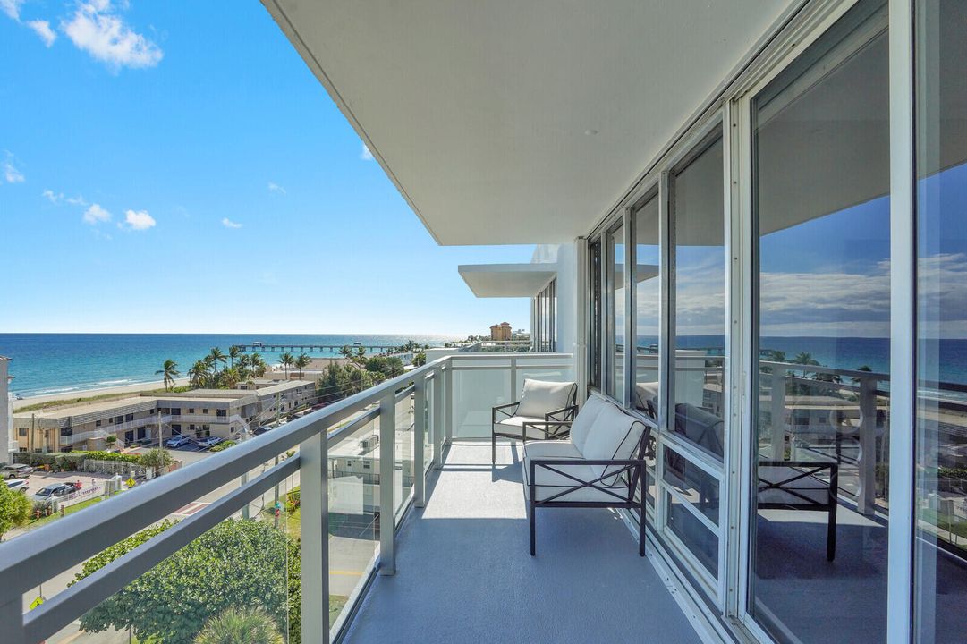 На продажу: $699,900 (2 спален, 2 ванн, 1209 Квадратных фут)