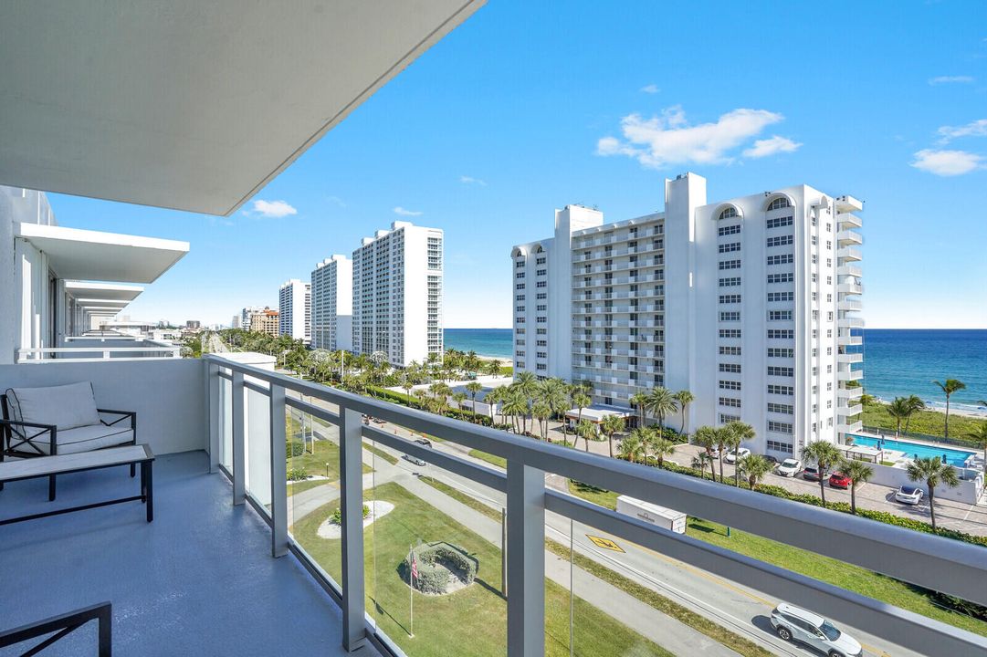 На продажу: $699,900 (2 спален, 2 ванн, 1209 Квадратных фут)