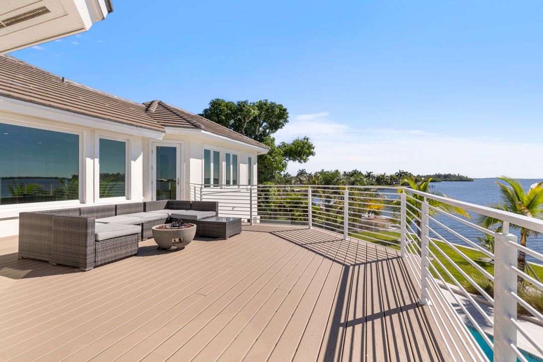 For Sale: $6,300,000 (5 beds, 5 baths, 5885 Square Feet)