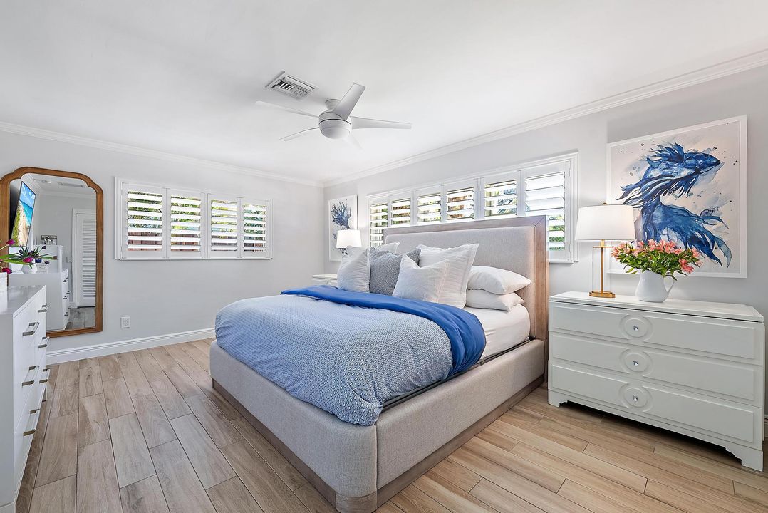 For Sale: $1,395,000 (3 beds, 2 baths, 1975 Square Feet)