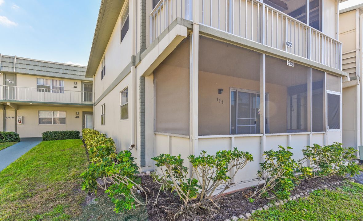 待售: $56,000 (1 贝兹, 1 浴室, 720 平方英尺)