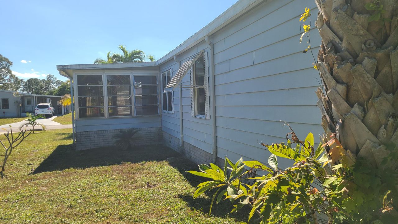 待售: $134,900 (2 贝兹, 2 浴室, 1142 平方英尺)