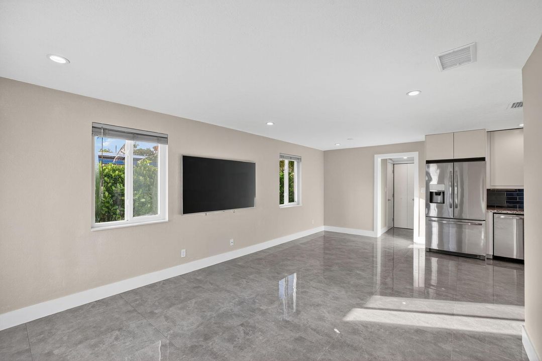 For Sale: $459,000 (3 beds, 2 baths, 1160 Square Feet)