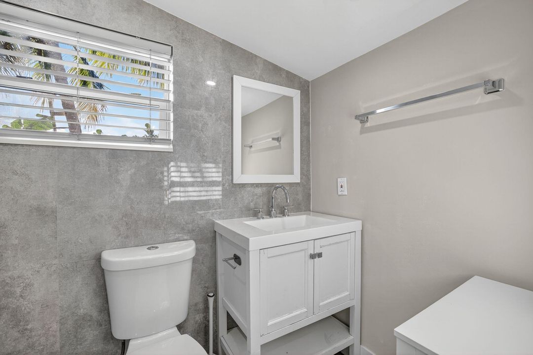 For Sale: $459,000 (3 beds, 2 baths, 1160 Square Feet)