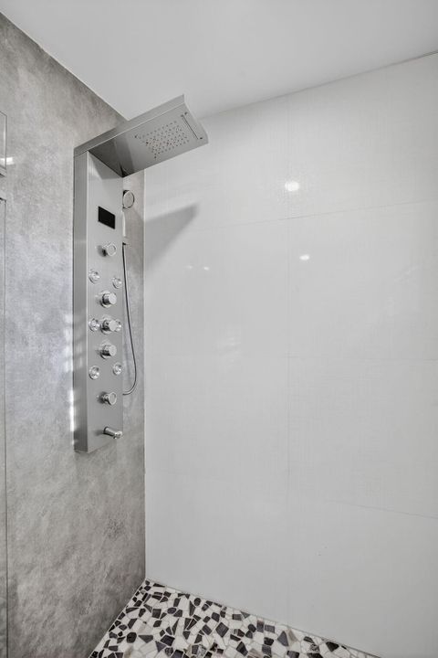 For Sale: $459,000 (3 beds, 2 baths, 1160 Square Feet)