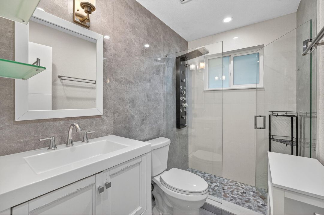 For Sale: $459,000 (3 beds, 2 baths, 1160 Square Feet)