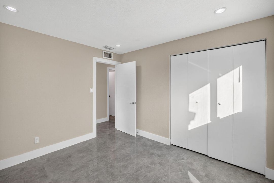 For Sale: $459,000 (3 beds, 2 baths, 1160 Square Feet)