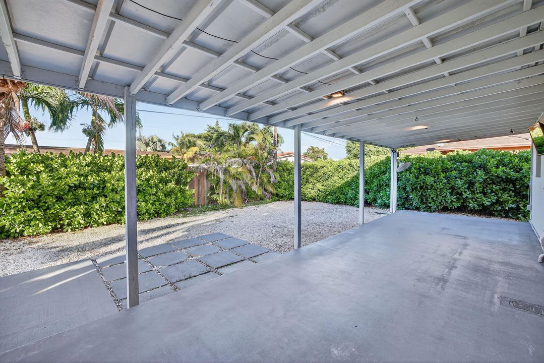 For Sale: $459,000 (3 beds, 2 baths, 1160 Square Feet)