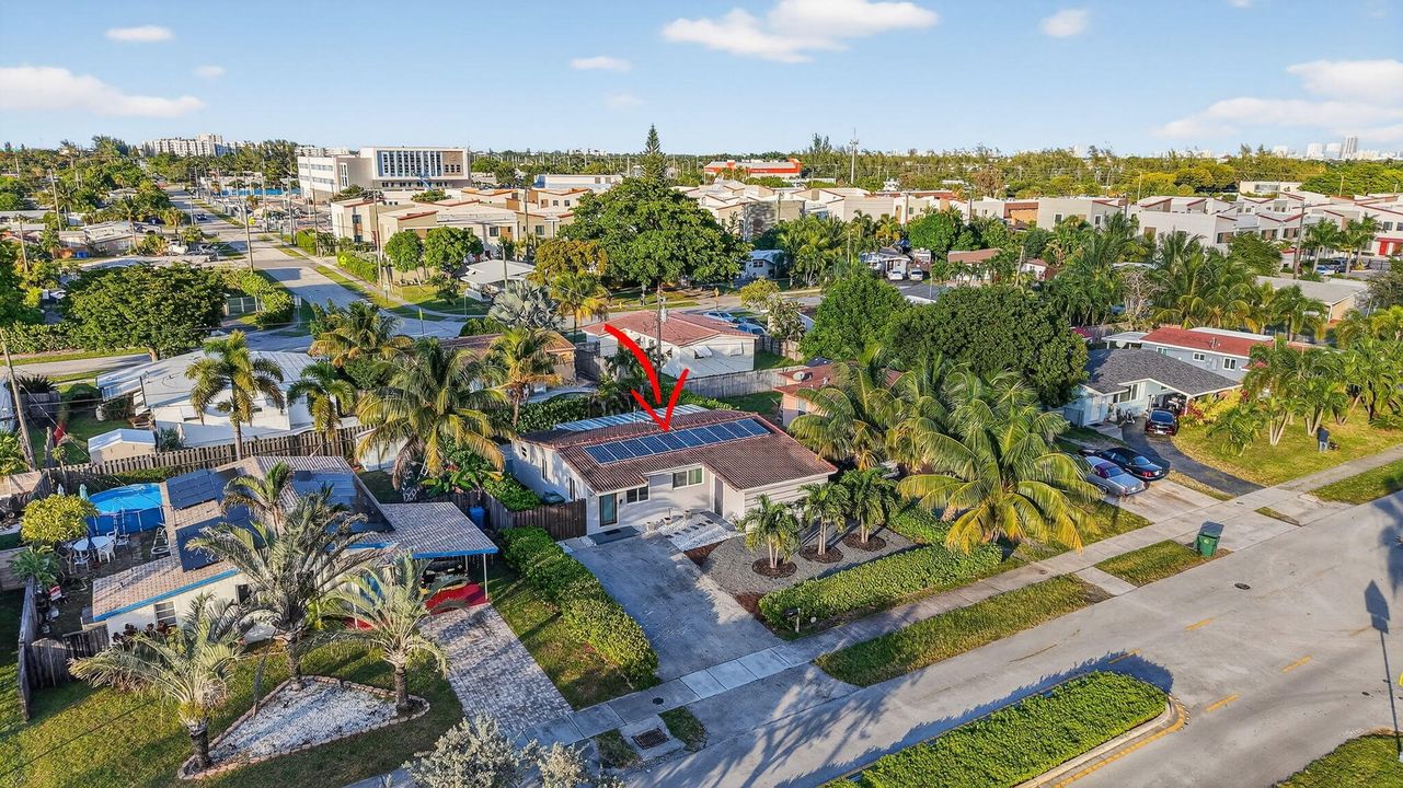 For Sale: $459,000 (3 beds, 2 baths, 1160 Square Feet)