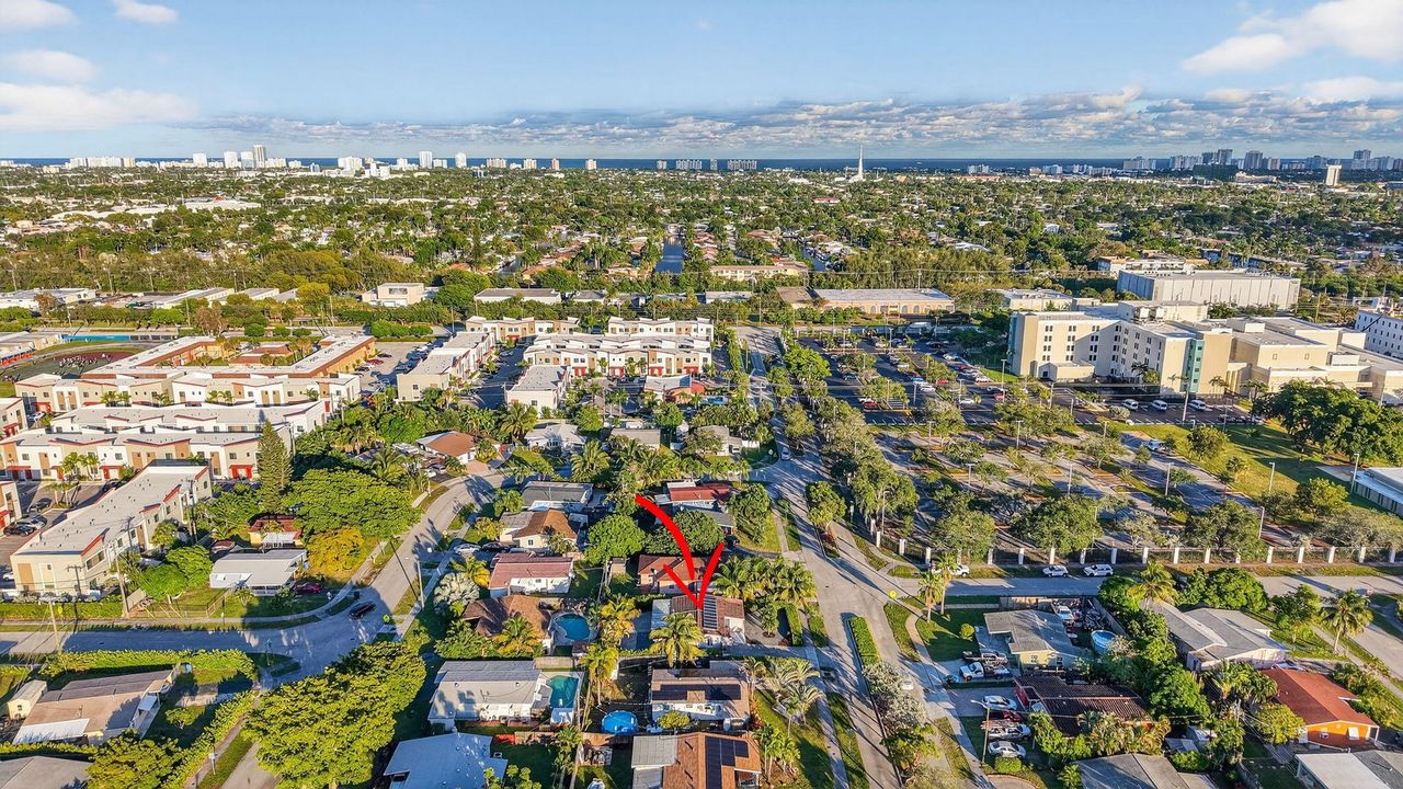 For Sale: $459,000 (3 beds, 2 baths, 1160 Square Feet)