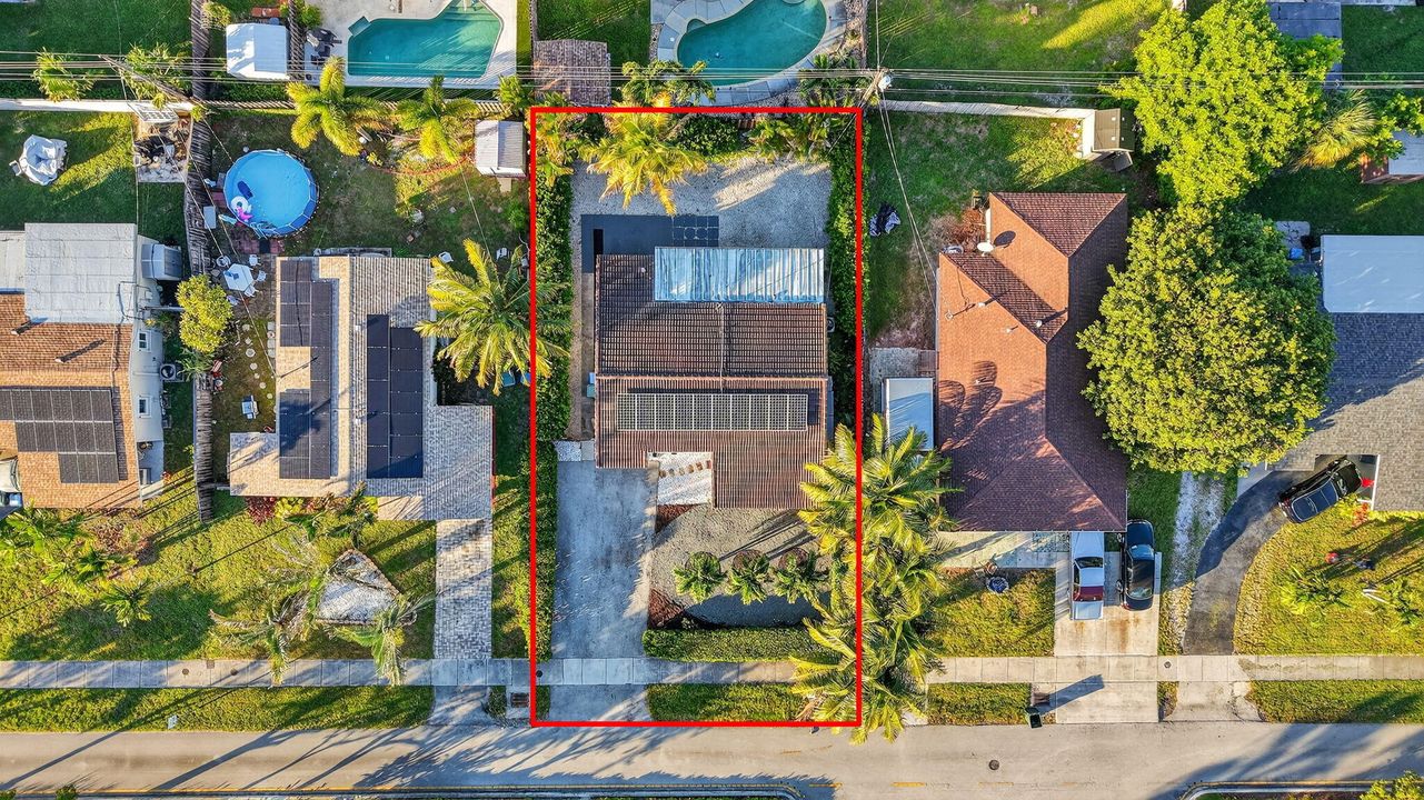 For Sale: $459,000 (3 beds, 2 baths, 1160 Square Feet)