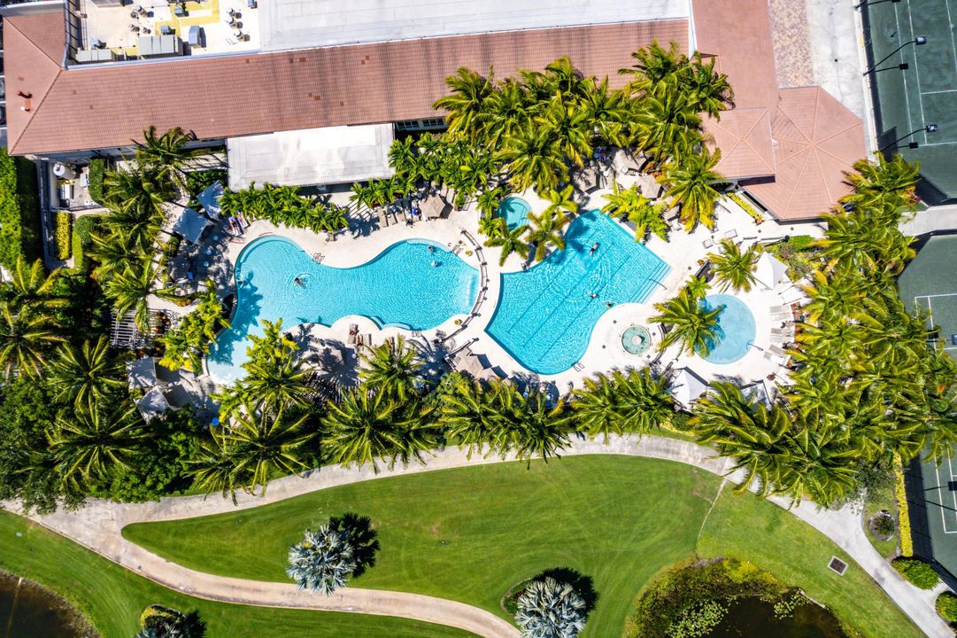 合同活跃: $480,000 (3 贝兹, 3 浴室, 2227 平方英尺)