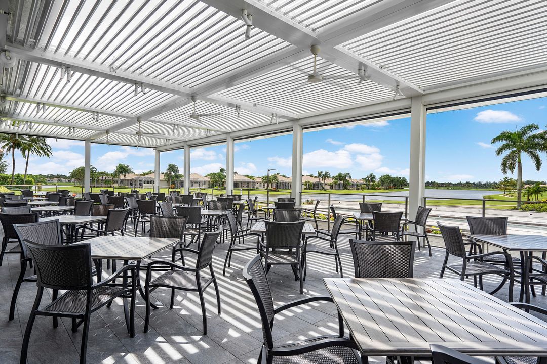 合同活跃: $480,000 (3 贝兹, 3 浴室, 2227 平方英尺)