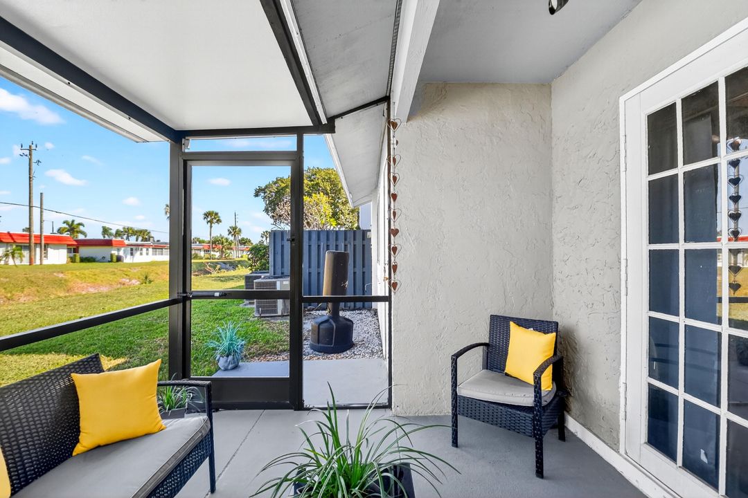 Под контрактом: $259,000 (2 спален, 2 ванн, 992 Квадратных фут)