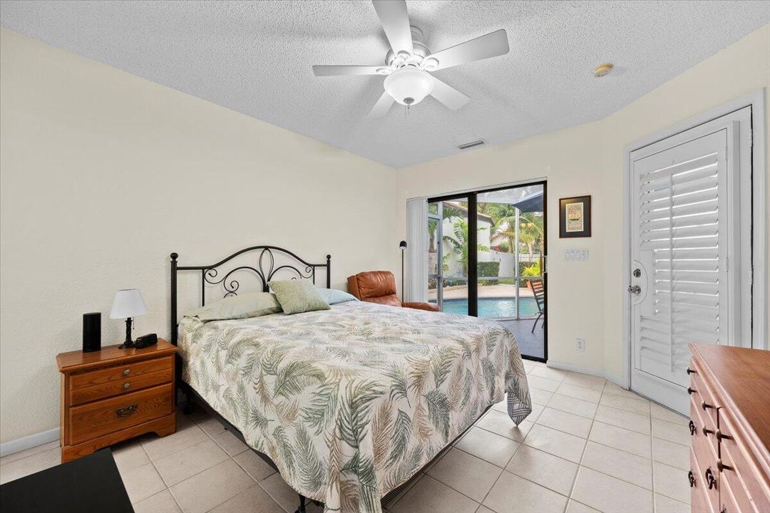 Active With Contract: $559,000 (3 beds, 3 baths, 1781 Square Feet)