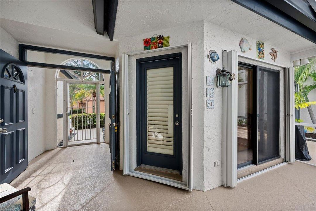 Active With Contract: $559,000 (3 beds, 3 baths, 1781 Square Feet)