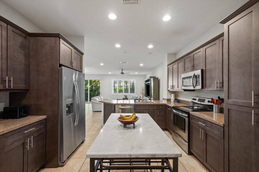 For Sale: $665,000 (3 beds, 2 baths, 2335 Square Feet)