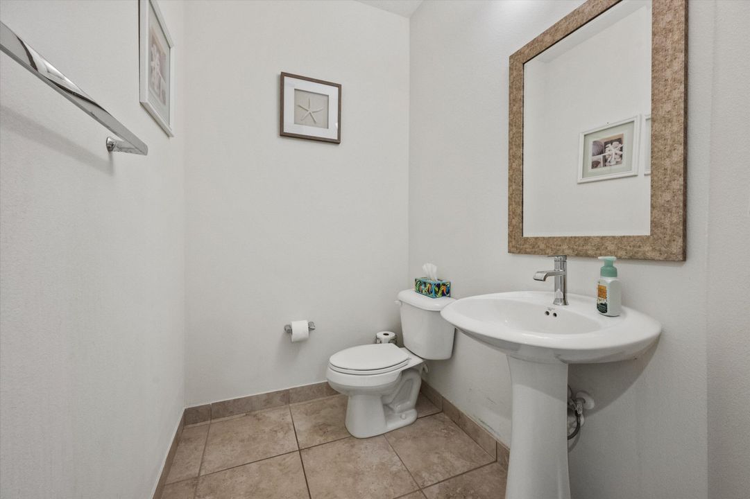 For Sale: $665,000 (3 beds, 2 baths, 2335 Square Feet)