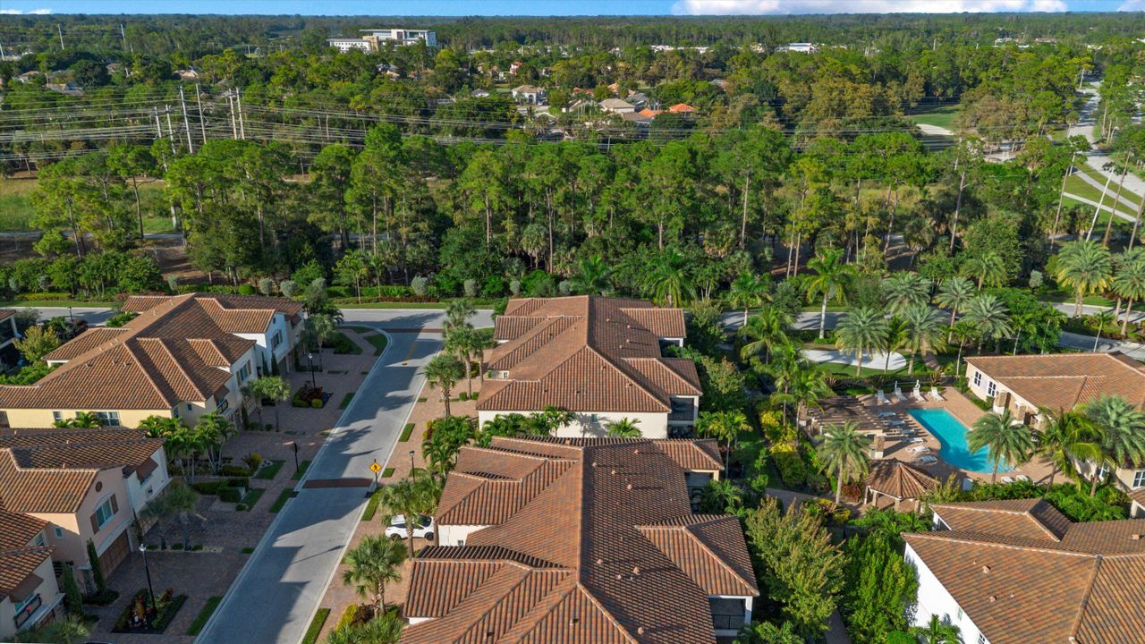 For Sale: $665,000 (3 beds, 2 baths, 2335 Square Feet)