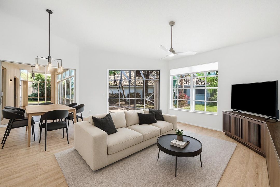 合同活跃: $480,000 (3 贝兹, 3 浴室, 2227 平方英尺)