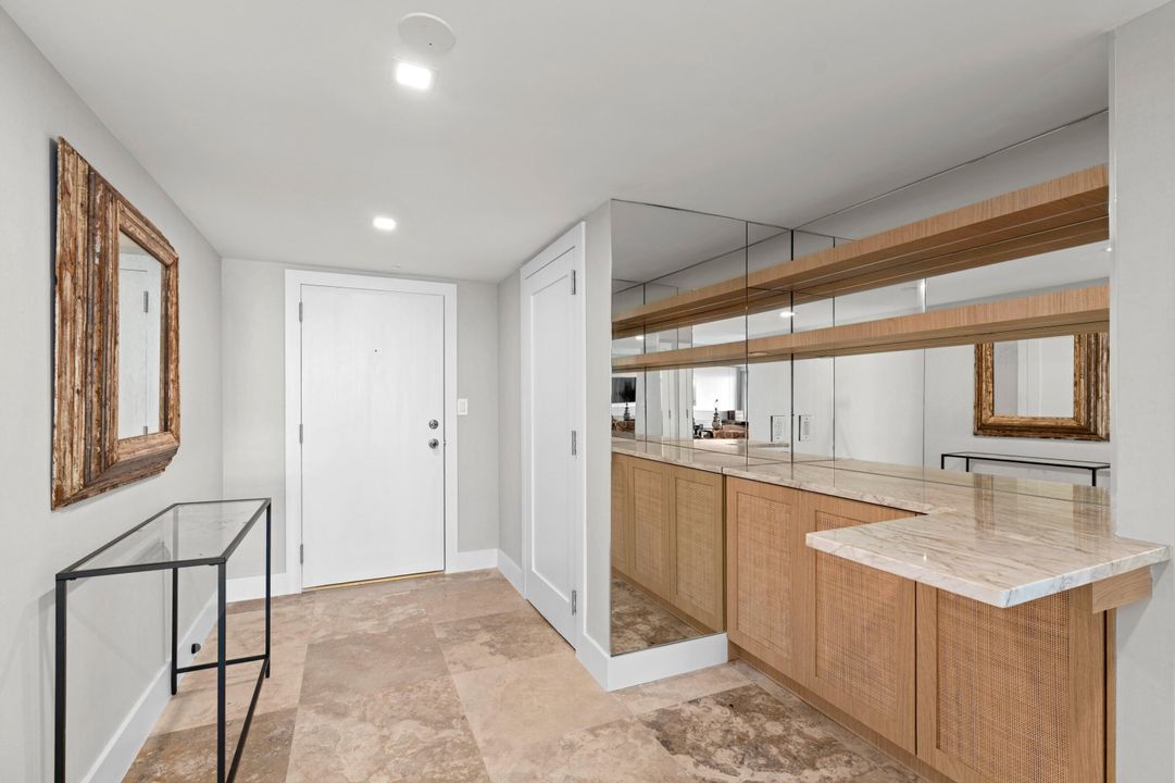 В аренду: $4,250 (1 спален, 1 ванн, 1075 Квадратных фут)