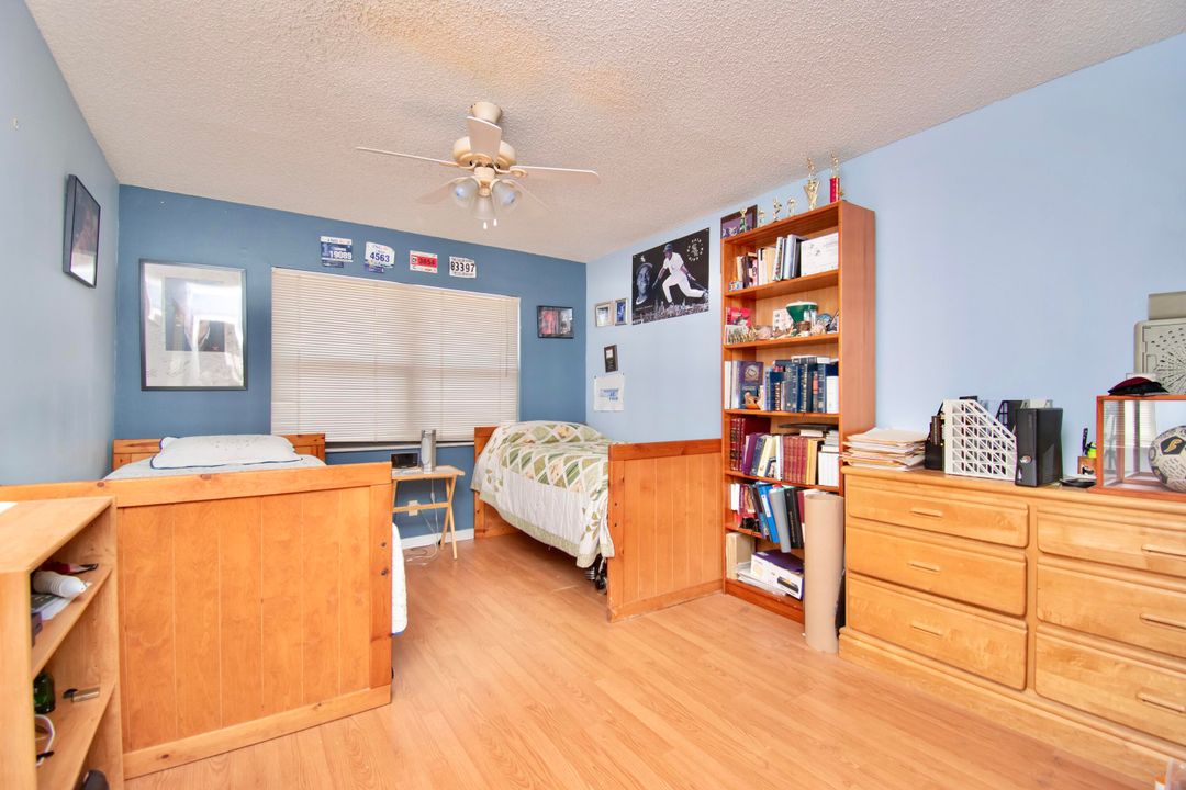 На продажу: $585,000 (3 спален, 2 ванн, 1860 Квадратных фут)