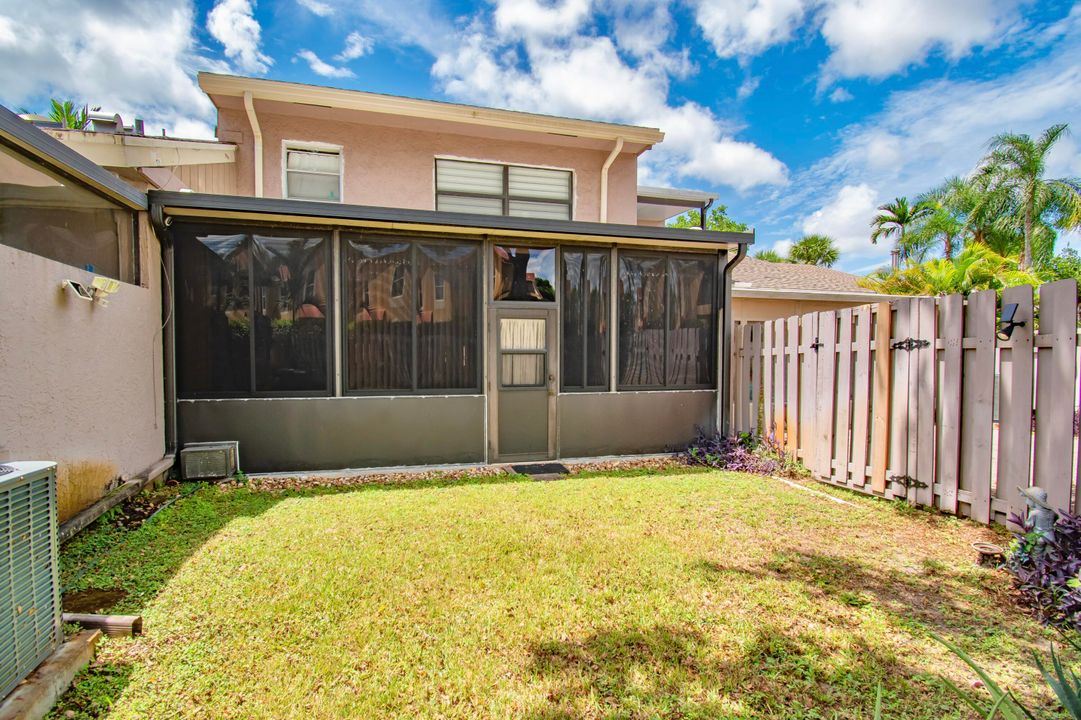 На продажу: $585,000 (3 спален, 2 ванн, 1860 Квадратных фут)