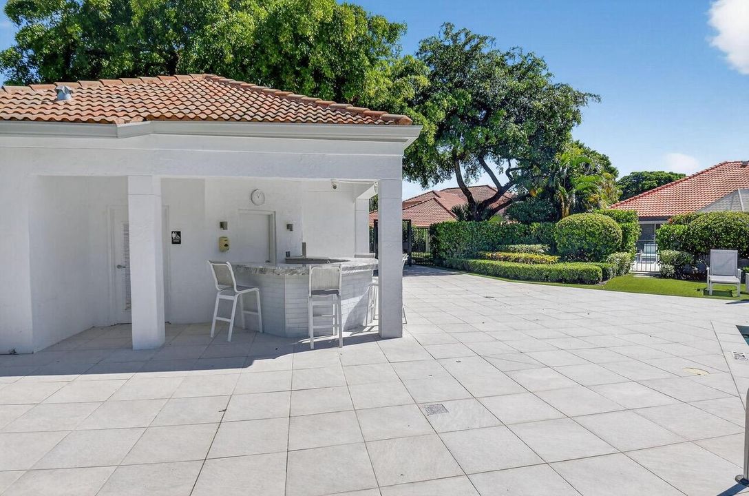 На продажу: $499,000 (3 спален, 2 ванн, 1949 Квадратных фут)