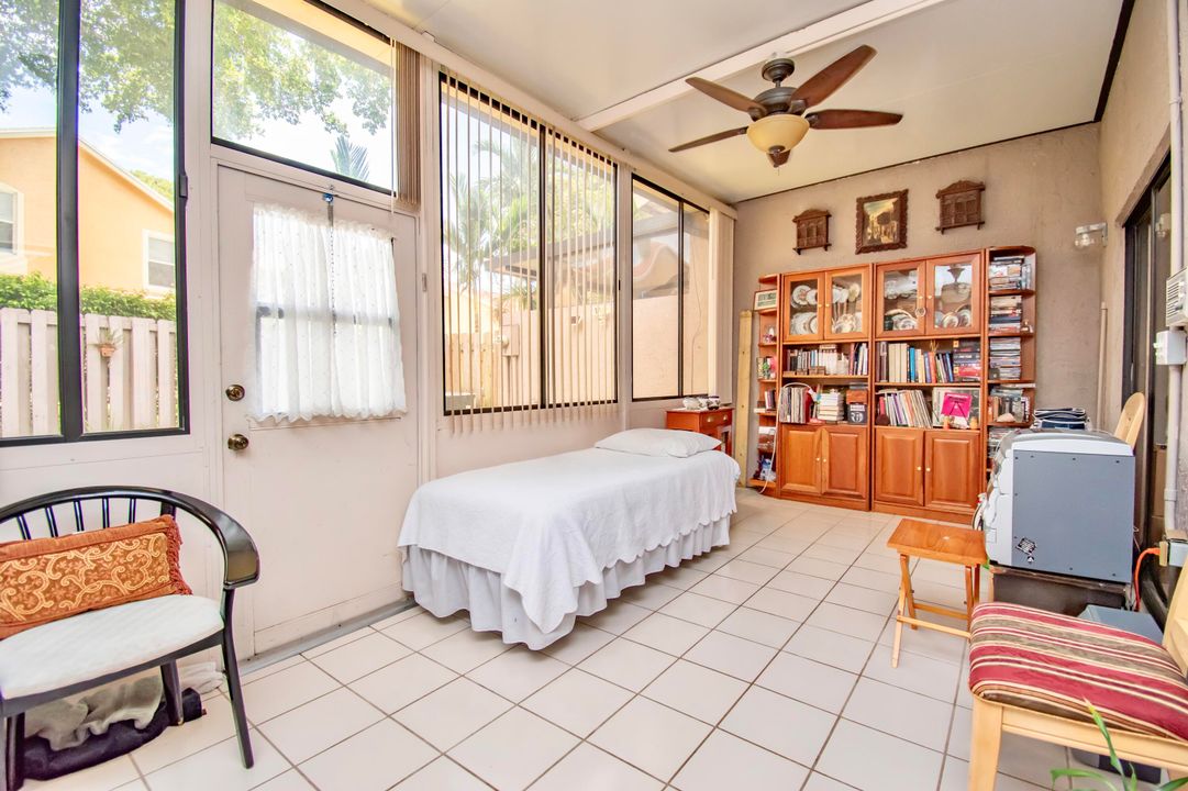 На продажу: $585,000 (3 спален, 2 ванн, 1860 Квадратных фут)