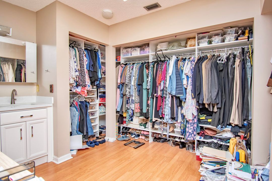 На продажу: $585,000 (3 спален, 2 ванн, 1860 Квадратных фут)