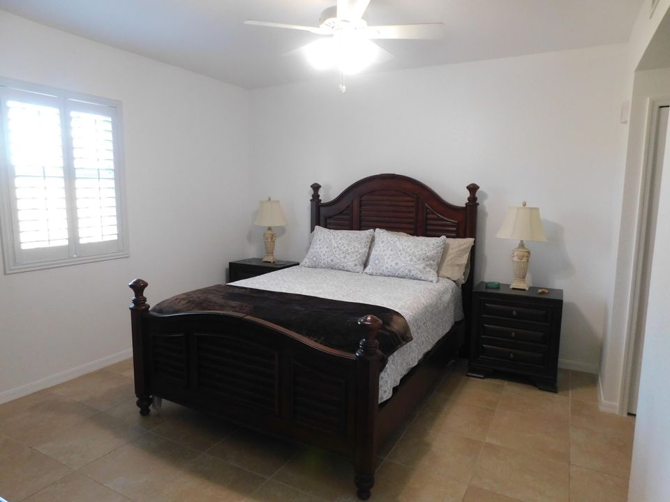 For Sale: $315,000 (3 beds, 2 baths, 1315 Square Feet)