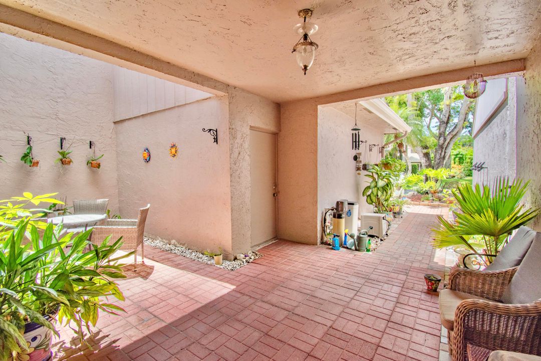 На продажу: $585,000 (3 спален, 2 ванн, 1860 Квадратных фут)