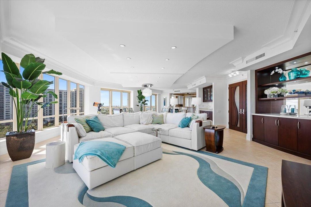 En Venta: $5,200,000 (3 camas, 3 baños, 4069 Pies cuadrados)