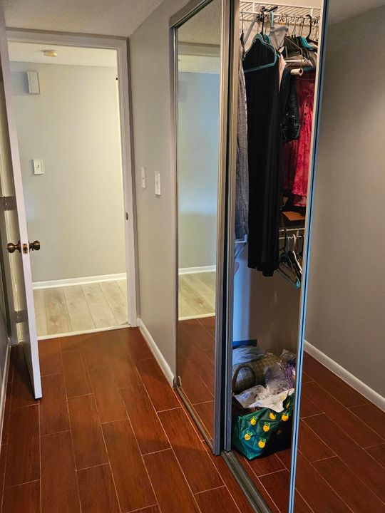 出租: $2,400 (3 贝兹, 2 浴室, 1330 平方英尺)