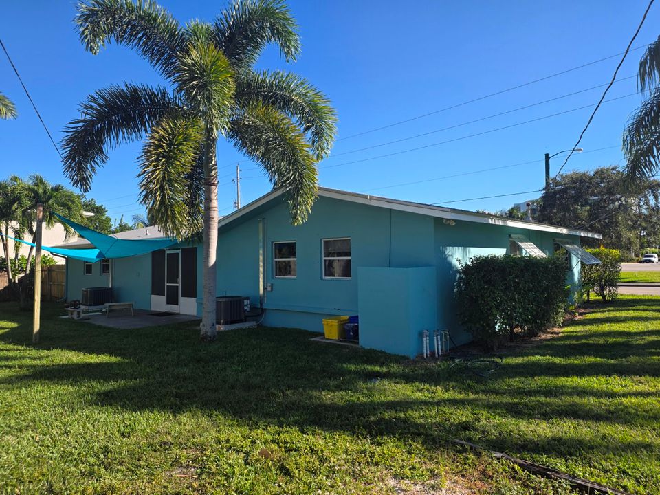 В аренду: $2,500 (2 спален, 1 ванн, 925 Квадратных фут)