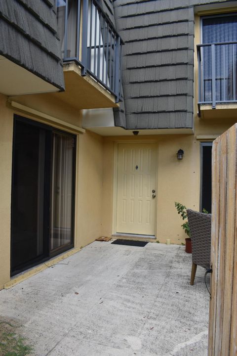 For Sale: $312,000 (2 beds, 2 baths, 1236 Square Feet)